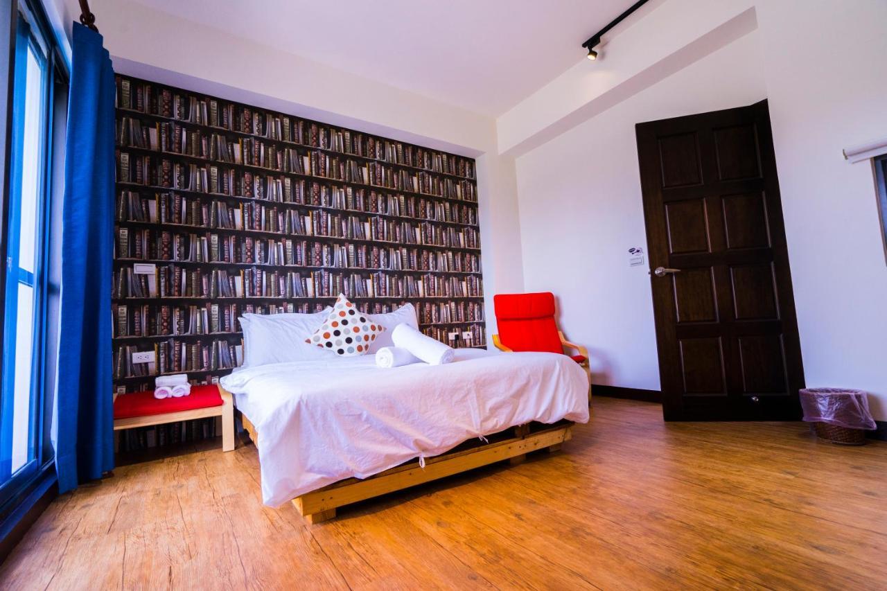 黑琵軼棧湖濱旅宿 K&B Happy Hostel Tainan Exterior photo