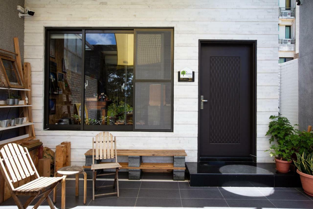 黑琵軼棧湖濱旅宿 K&B Happy Hostel Tainan Exterior photo